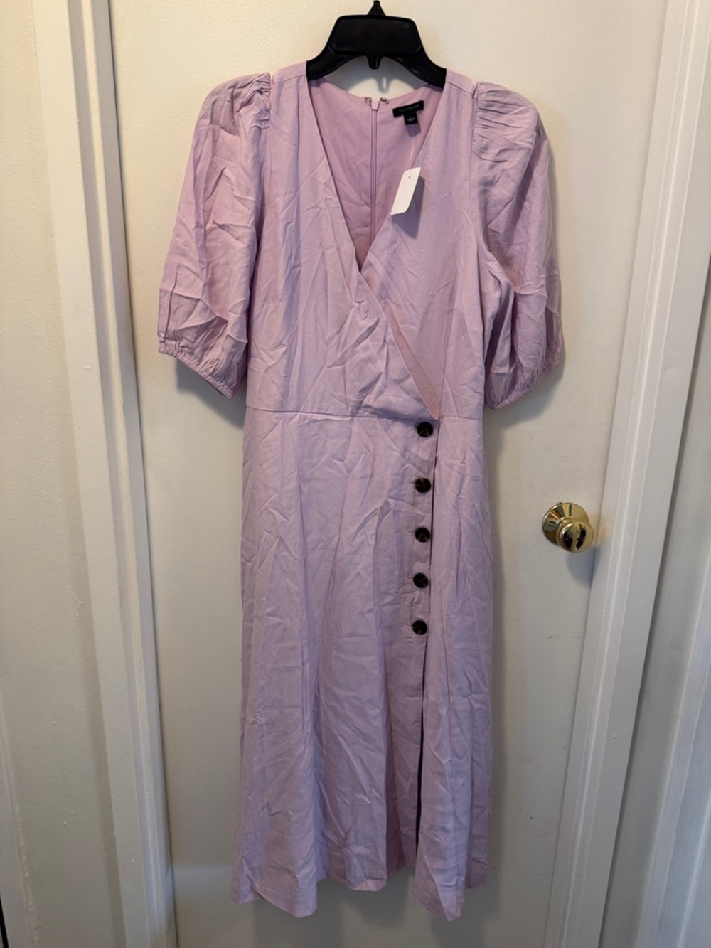 Light Purple Puff-Sleeve Button Midi Dress by Unknown